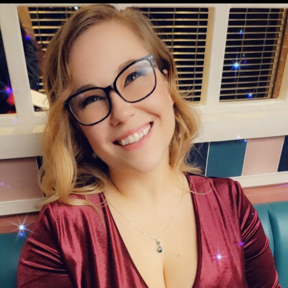 Meet your Posher, Camille